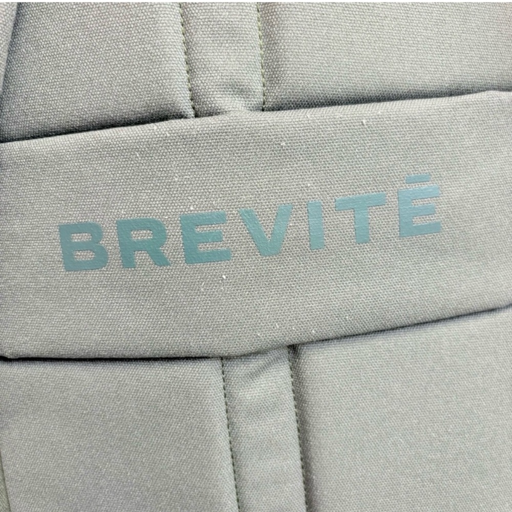 Elegant Light Gray Camera Backpack - image 3